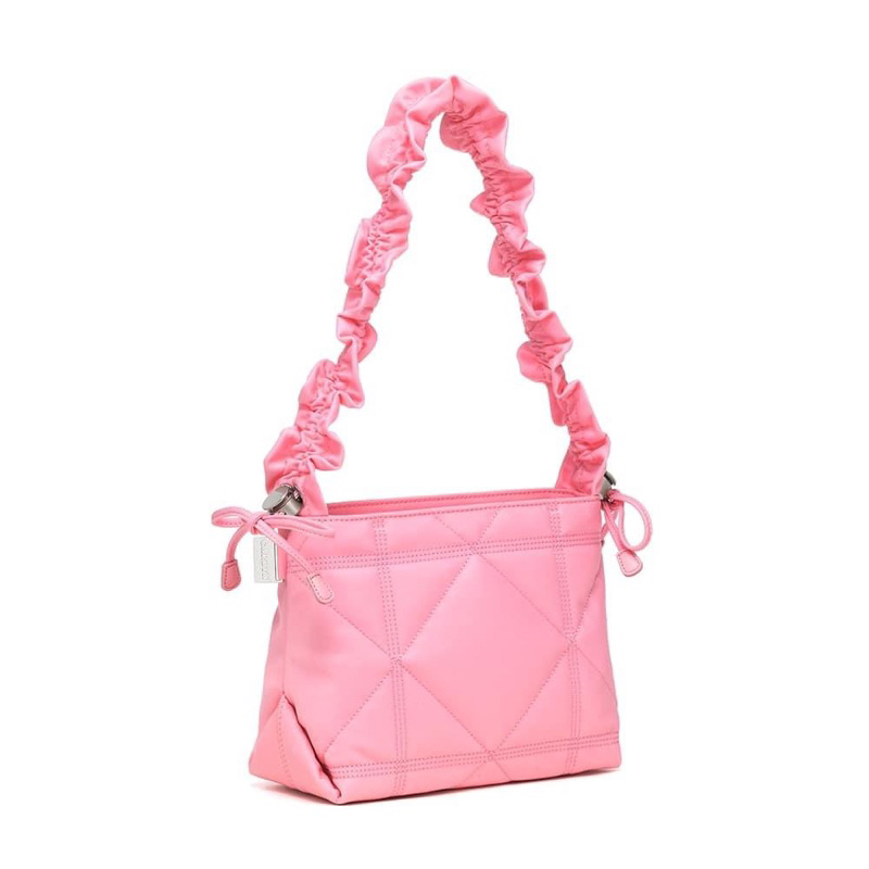 📍พร้อมส่ง Carlyn Reeve Mini Pink