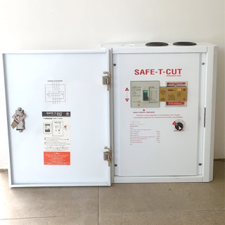 safe t cut cs special 3P 100A (PR40 CHINT) Gold S/N:CHR-4530065 สภาพเหมือนใหม่