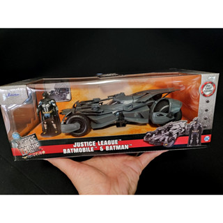 โมเดลรถBatman 1:24 โมเดลรถBatmobile มีฟิกเกอร์ figure แบทแมน Justice League Batmobile Batman 1/24 jada โมเดลรถของขวัญ รา