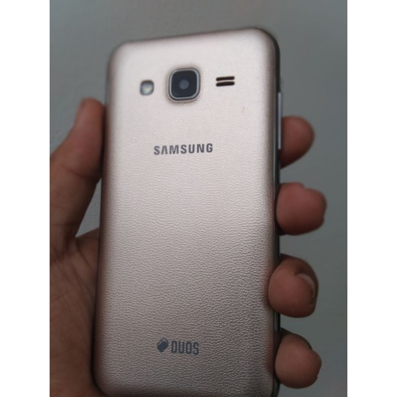 Samsung galaxy J2 มือสองสภาพสวย