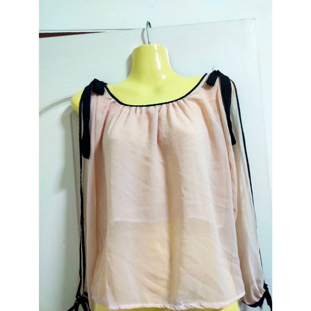 เสื้อมือ2 มือสอง size m