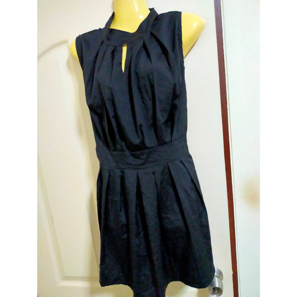 ชุดเดสมือ2 มือสอง size m