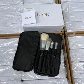 Dior Limited Edition Backstage Brush Set With CASE!กระเป๋าเครื่องสำอาง 2-in-1 Dior Premuim’s Gift [ของแท้ 100%]