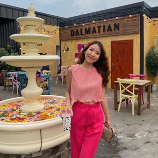 Wyllabrand เสื้อแขนกุด Half Loaf Crop Top