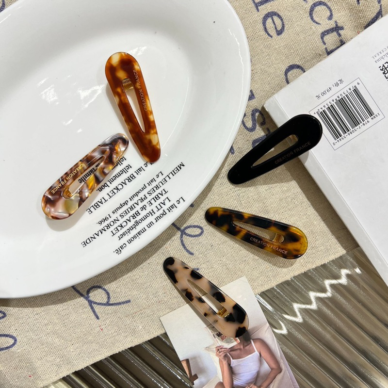 ร้านไทย พร้อมส่ง ᴍᴀʀʙʟᴇ ʜᴀɪʀ ᴄʟɪᴘ (ราคาต่อชิ้น) กิ๊บติดผมลายหินอ่อน อะคริลิค ช่วยจัดผมสำหรับแต่งหน้า หนีบผม