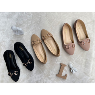 Rinya shoes🎁รองเท้าคัทชูแต่งอะไหร่เรียบหรูสวยเก๋มากค่ะ มี3สีนะคะ มีไซด์36-45เลยค่ะ สินค้าพร้อมส่งนะคะ