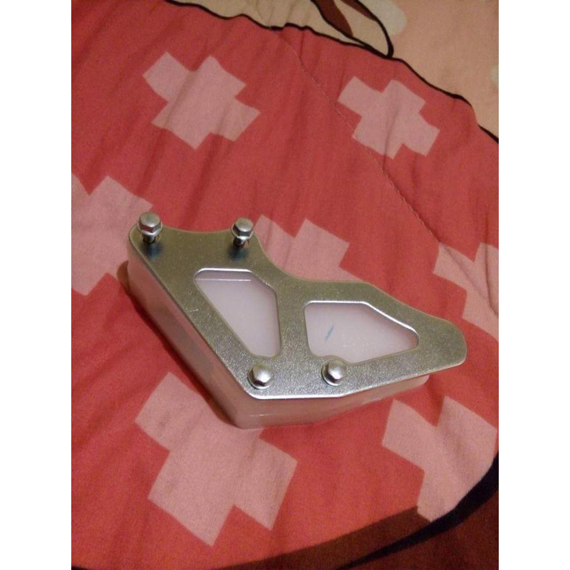 ชุดตัวประคองโซ่ KLX140Rf/L/Gพร้อมน๊อตแท้ 💯 เบิกศูนย์ KAWASAKI