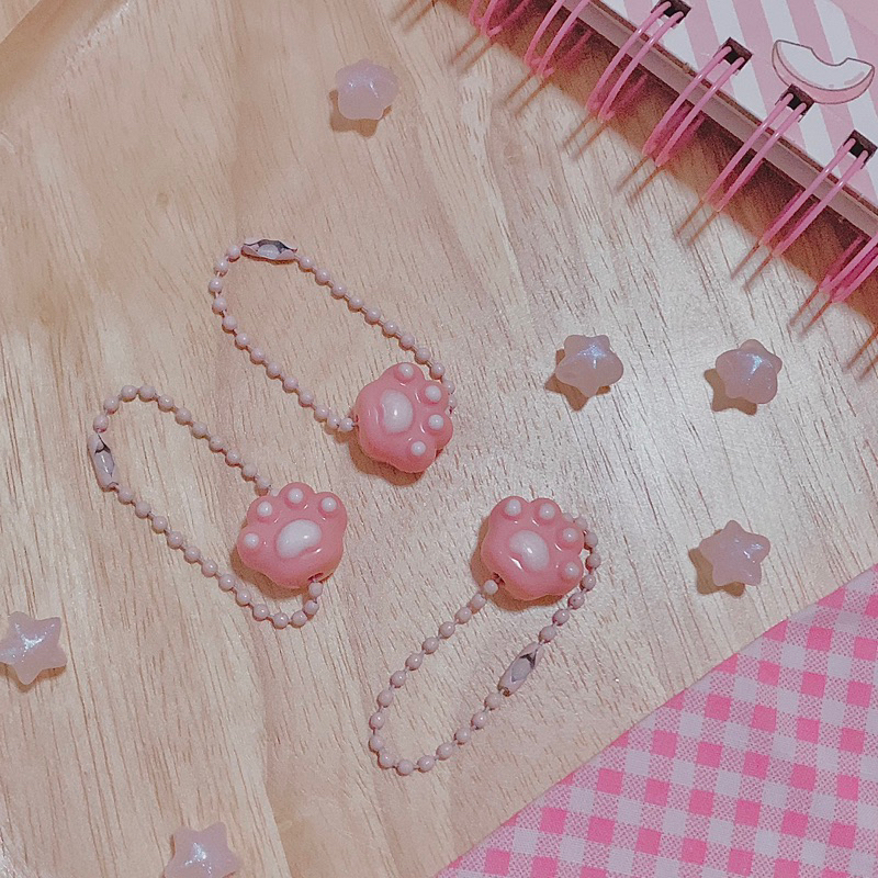 ｡ *ﾟKeychain ･ .｡ พวงกุญแจเท้าแมวเหมียว สายคล้องมือถือ | Chanis Store