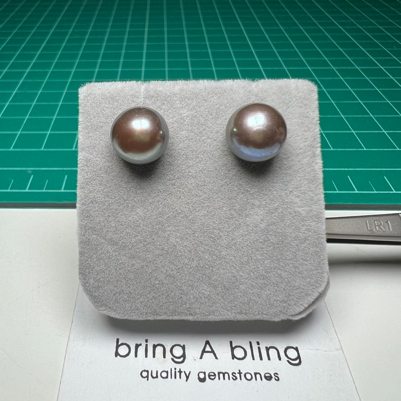 ต่างหูไข่มุกดำ (Freshwater Pearl earrings) 9.0 มม ทรงเปาสูง สีดำประกาย ชมพู ,เทา ,เขียว,น้ำเงิน แป้นเงิน 925 ชุบทองคำขาว