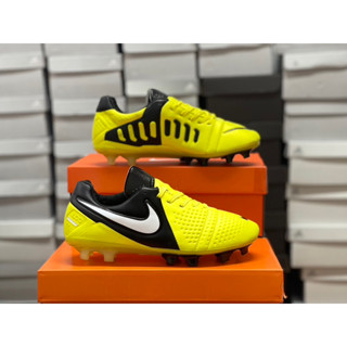 รองเท้าฟุตบอลในตำนาน NIKE CTR360 III สินค้าถ่ายจากงานจริงทุกรูป มีบริการเก็บเงินปลายทาง