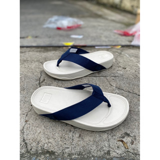 รองเท้า Fitflop รุ่นใหม่มีผู้หญิงและผู้ชายเบาใส่สบายงานนิ่ม