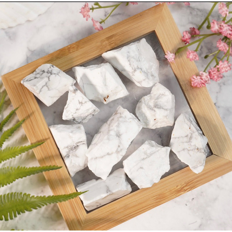 1 PC Howlite Rough Crystals, 0.8''-1.5'' Raw Howlite, Metaphysical Crystals, Natural Rough&Tumbled Crystal, Home Decor