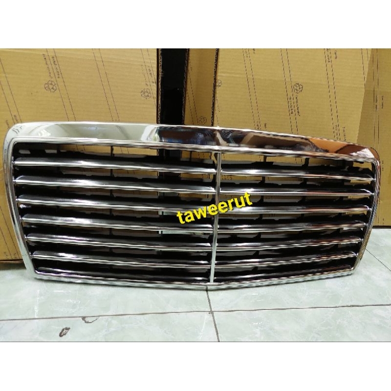 Benz หน้ากระจังรุ่นแต่ง คิ้วเยอะ E220 E280 W124 (as)
