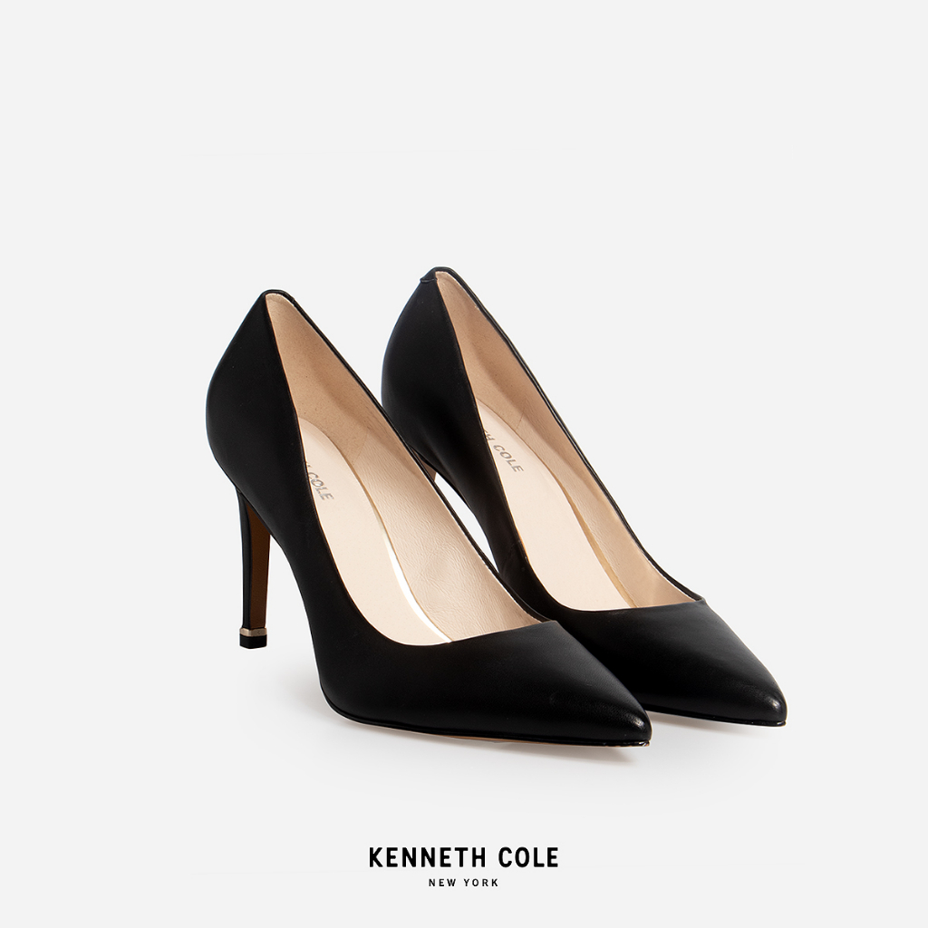 KENNETH COLE รองเท้าส้นสูงผู้หญิง รุ่น RILEY 85 PUMP สีดำ ( HEL - KLU8037LE-001 )