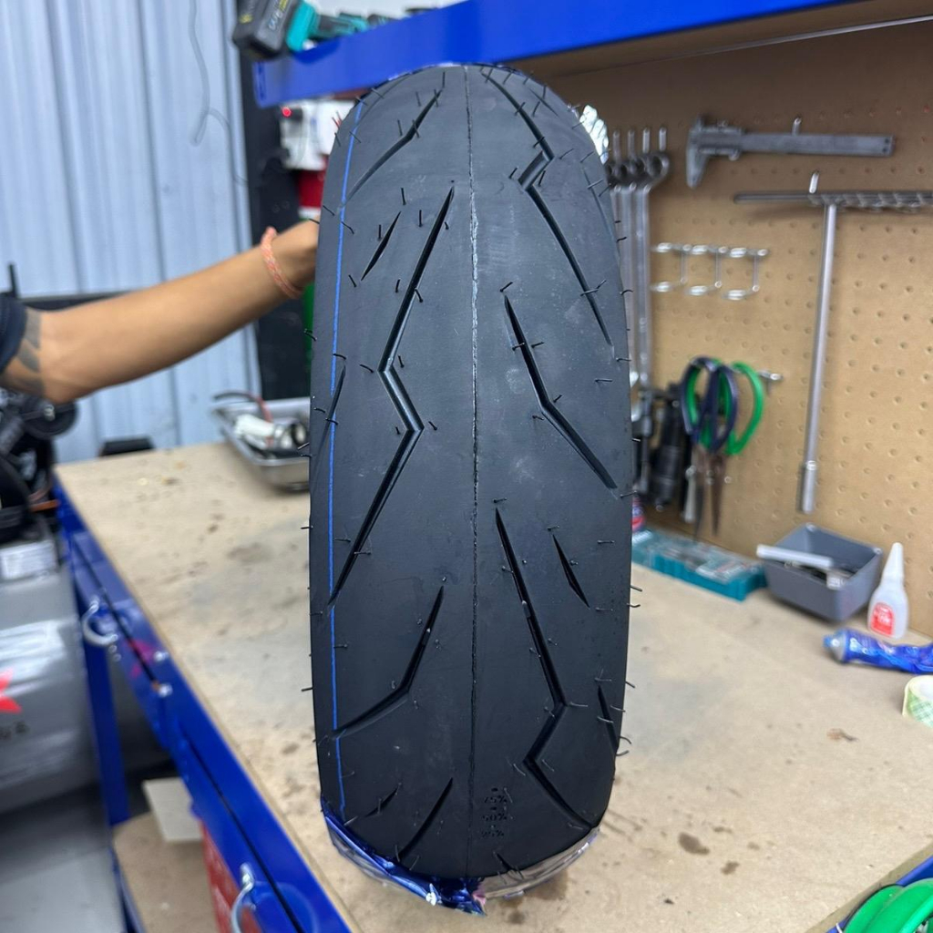 ที่แรกในไทย ใหม่ล่าสุด | ยางลายสายฟ้า Camel รุ่น CM004 TL ขอบ 13,14,17 สด ใหม่ ส่งตรงจากโรงงาน