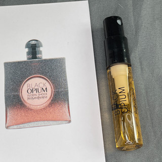 「น้ำหอมขนาดเล็ก」YSL Yves Saint Laurent Black Opium Floral Shock 2ML