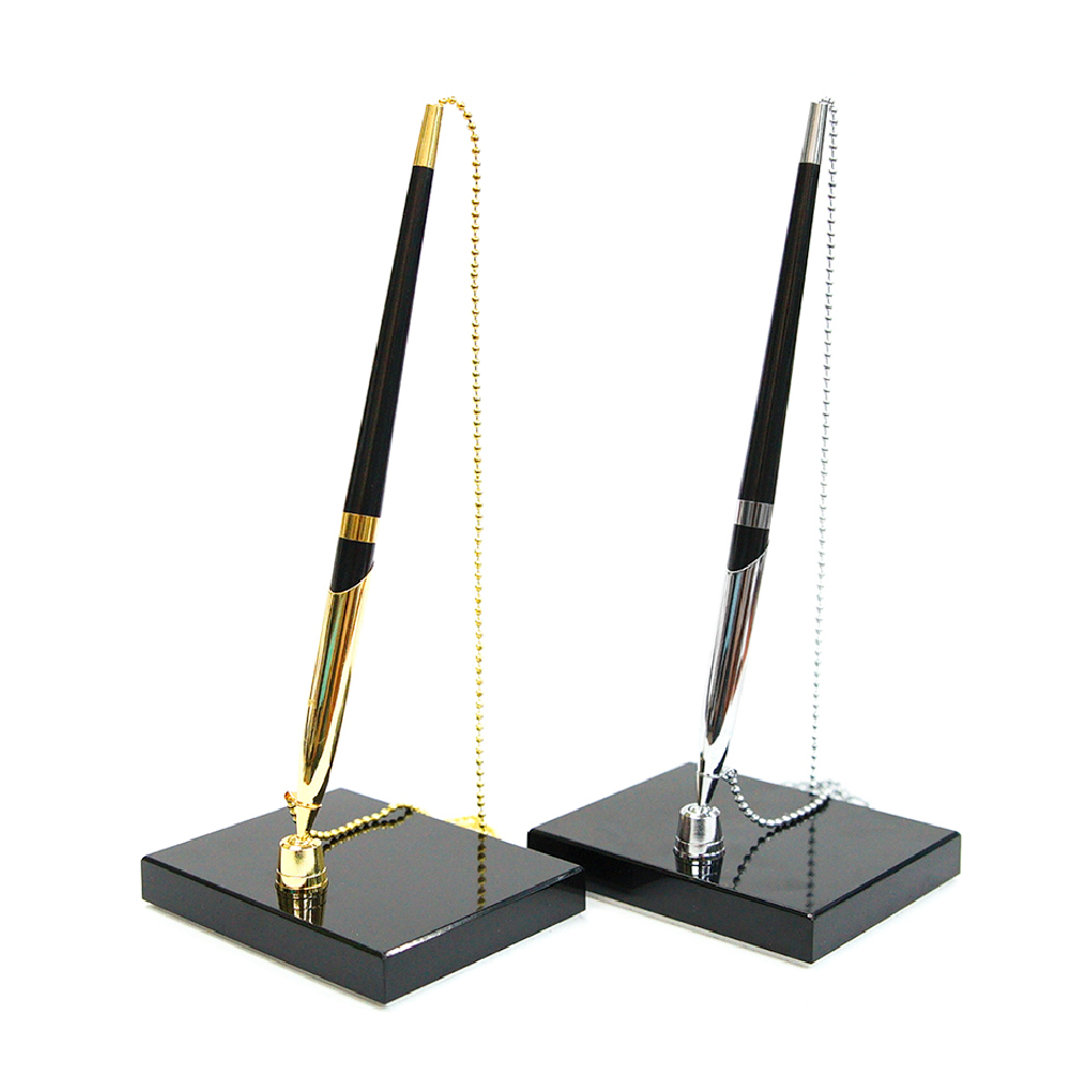 ปากกาตั้งโต๊ะมีโซ่มีฐาน พร้อมแท่นตั้ง ปากกาเซ็นชื่อ ปากกาลงนาม Desk Pen Stand WAKU สีทอง (1ด้าม)