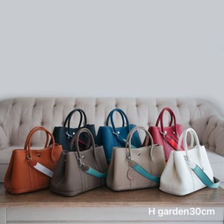 H garden 30cm togo กระเป๋าสะพายหนังแท้ มีหูหิ้ว รุ่นที่สาวๆต้องมีติดตู้ไว้เลย ได้ใช้แน่นอน