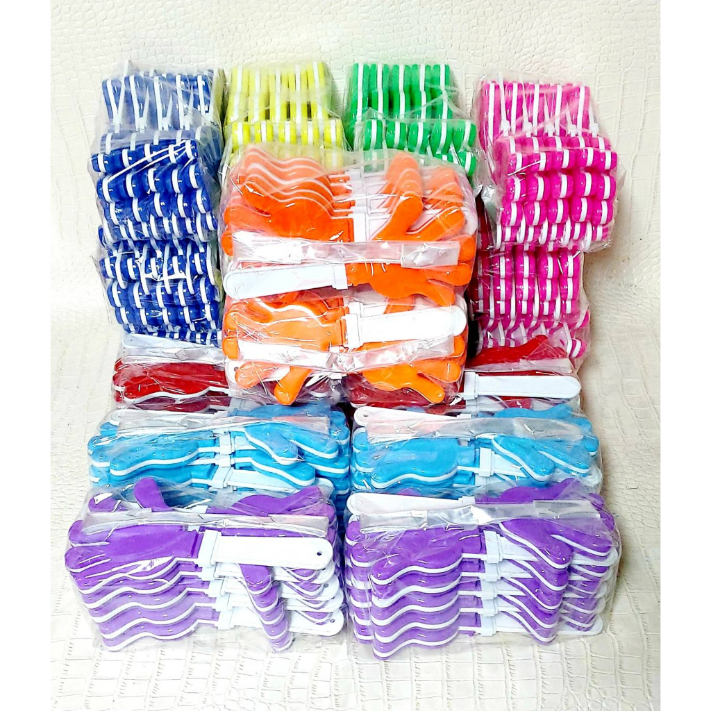 ร้านชัยชนะ มือตบเชียร์ใหญ่ อุปกรณ์กีฬา เจ้าแรกในไทย (เลือกสีได้)