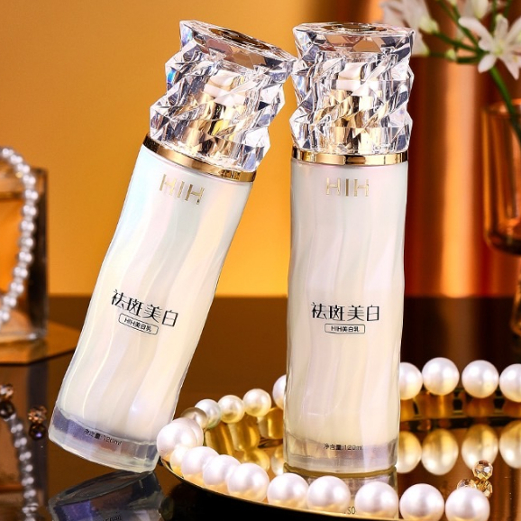 โลชั่นน้ำตบเพิ่มความกระจ่างผิว ดูงดงาม ผิวผ่อนคลาย ธรรมชาติ น้ำตบนน้ำนม -- HiH210