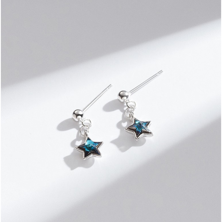 nnjew ต่างหู รุ่น Blue Star earring ต่างหูแฟชั่น ผู้หญิง Model ดวงดาว