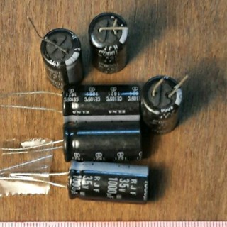 1000ไมโครฟารัด35v20ตัว60บาท