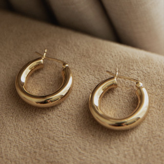 J210201 - Tila Classic Mini Hoops Earring