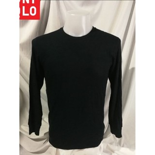 UNIQLO (HEATTECH EXTRA WARM) Brand_2nd hand เสื้อยืดแขนยาวแขนจ้ำคอกลมสีดำ Size M แท้มือสองกระสอบนำเข้า​