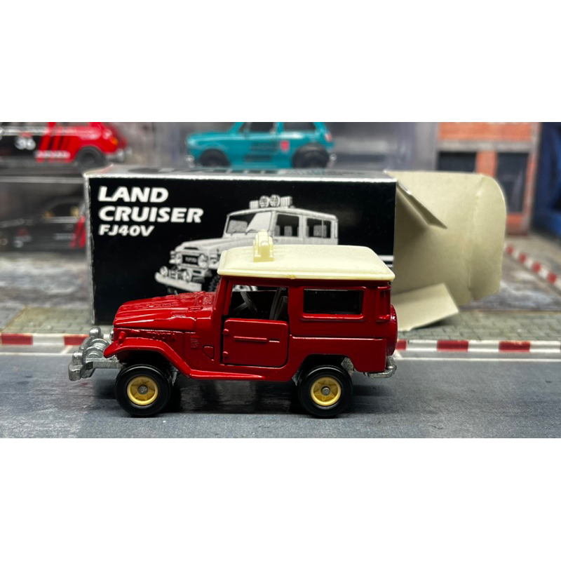 Tomica TAM Land Cruiser FJ40V