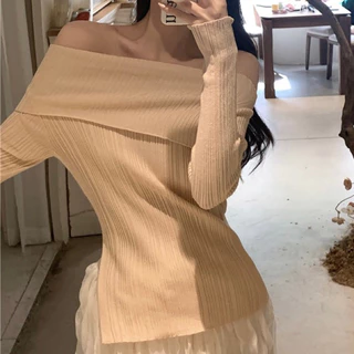 พร้อมส่ง เสื้อไหมพรมแขนยาวปาดไหล่ ด้านล่างผ่า ใส่เเล้วคุณหนูมาก