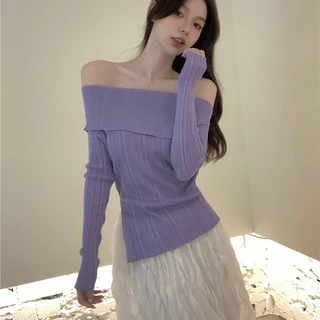 พร้อมส่ง เสื้อไหมพรมแขนยาวปาดไหล่ ด้านล่างผ่า ใส่เเล้วคุณหนูมาก