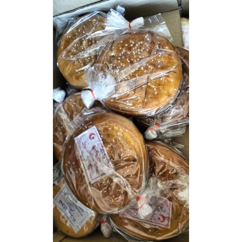 ขนมใส้ถั่วดำ +คุ๊กกี้กรอบ  แบบกลม  3ห่อ