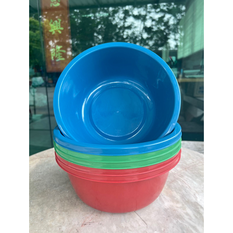 กะละมัง no.23 กะละมังพลาสติก สี เขียว น้ำเงิน แดง กว้าง 23 เซนติเมตร x สูง 9.5 เซนติเมตร