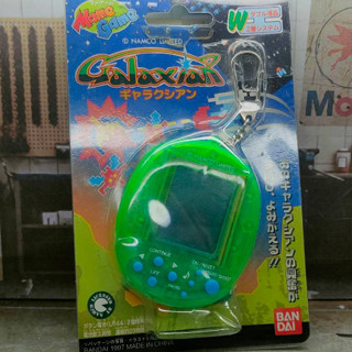 เครื่องเล่นเกม พวงกุญเเจ นัมโควัน กาแล็กซี Mini Game Bandai Galaxian Keychain  1997