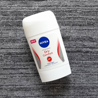 นีเวีย สติ๊ก ดราย คอมฟอร์ท Nivea Stick Dry Comfort 50ml.