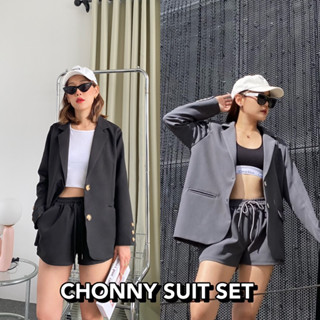 CHONNY SUIT SET 🖤😎 เซ็ทสูทขาสั้น สุดปังไม่ไหว! เสื้อสูท นี้ทรงซิกเนเจอร์ กับ กางเกงขาสั้น สม็อคกิมมิกติดเชือกเก๋ๆ