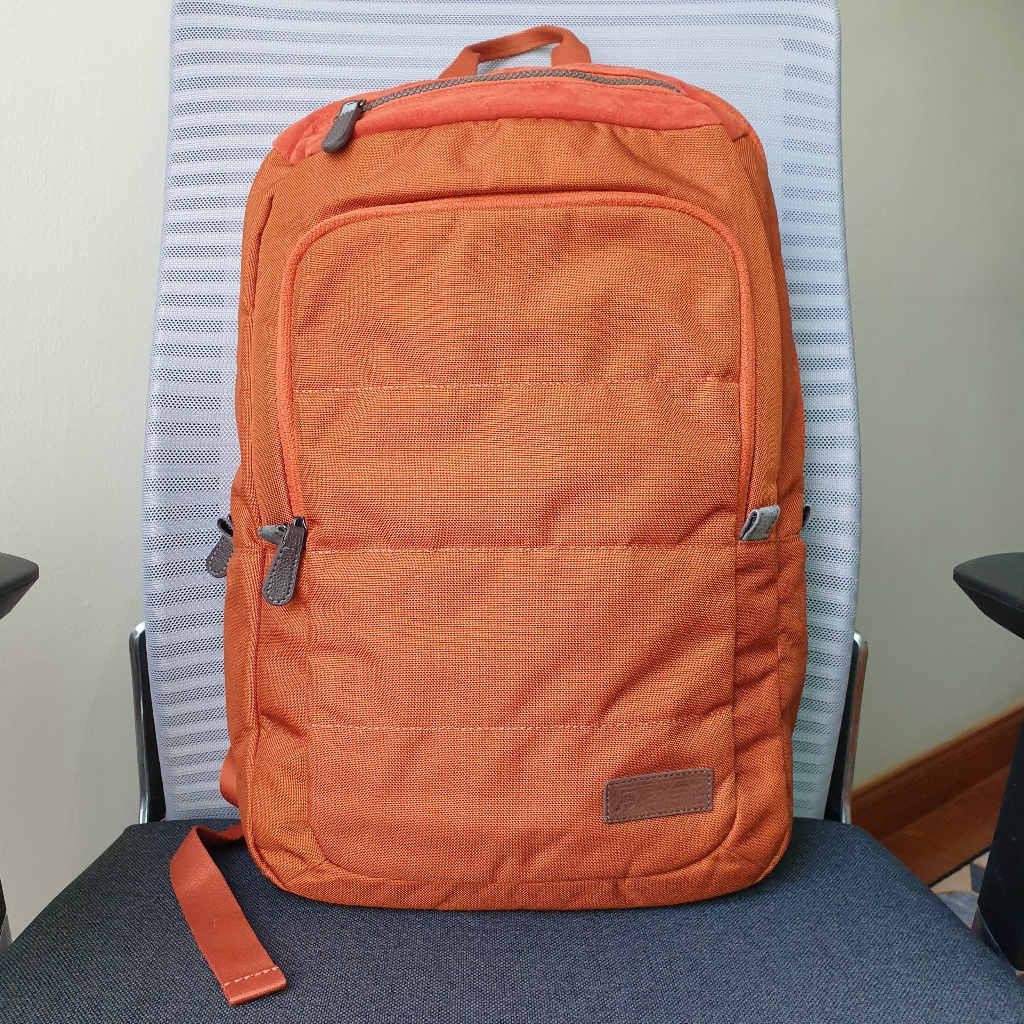 K-Swiss Orange Laptop Backpack กระเป๋าเป้สะพายหลังใส่โน้ตบุ๊ค