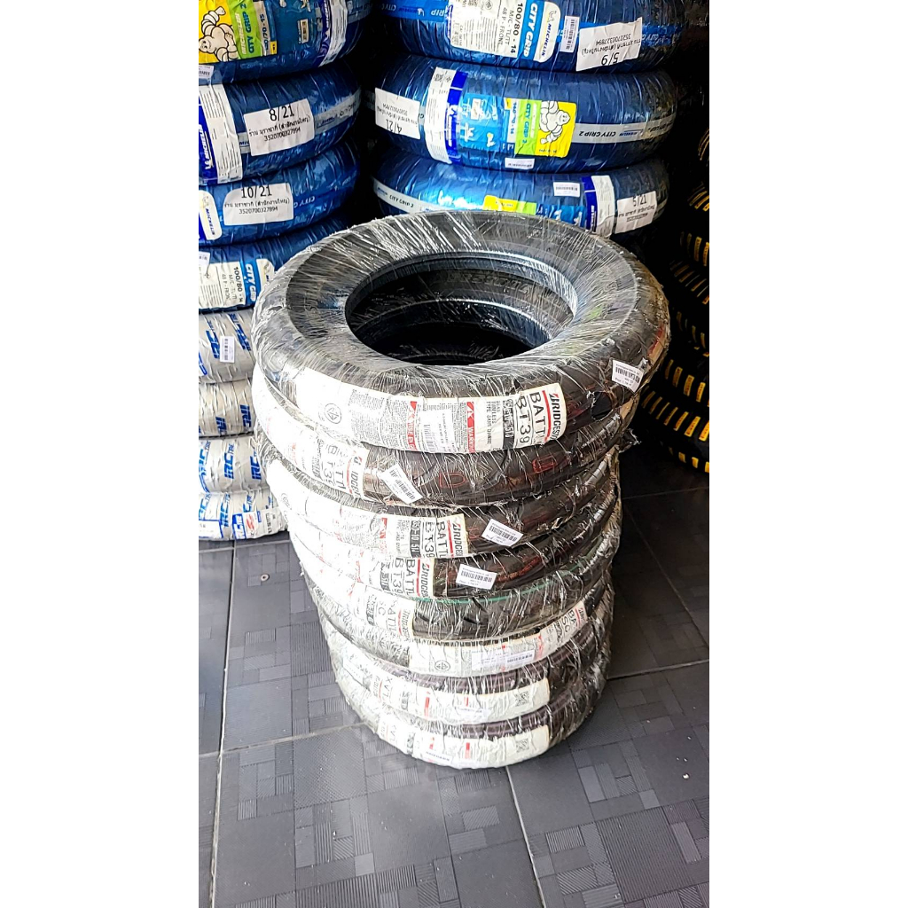 ยางBridgestone Battlax ใส่ Honda Lead 125 เบอร์ยางหน้า 110/70-12 (ไทย) เบอร์ยางหลัง 3.50-10 (ญี่ปุ่น) ราคาคู่ละ 3