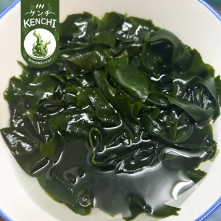 สาหร่ายวากาเมะ วากาเมะอบแห้ง Wakame จากเกาหลี ขนาด 100 กรัม ตรา kenchi