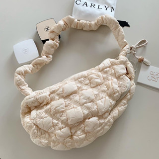 พร้อมส่ง Carlyn cozy M รุ่นนี้ปรับความยาวสายได้