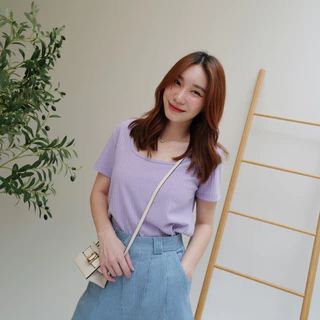 ranfafaet- เสื้อคอเหลี่ยมผ้าร่อง ไม่ยับง่าย (พร้อมส่ง)🥰