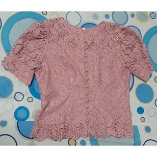 เสื้อลูกไม้ ลดล้างตู้