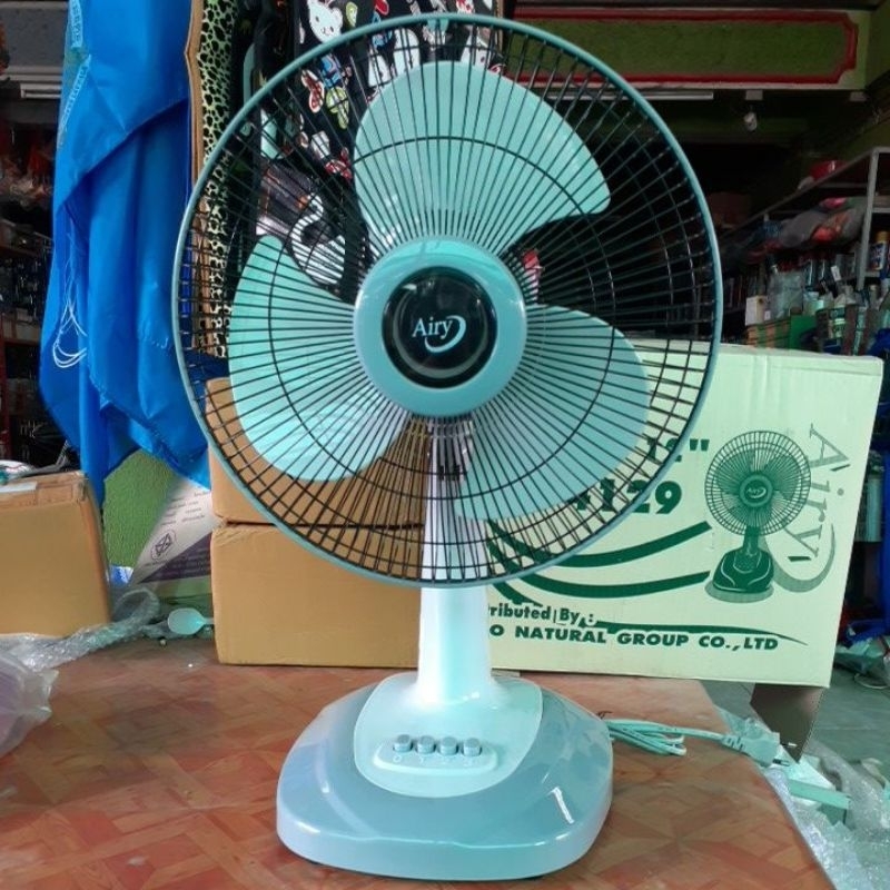 พัดลม Airy 12 นิ้วคละสี
