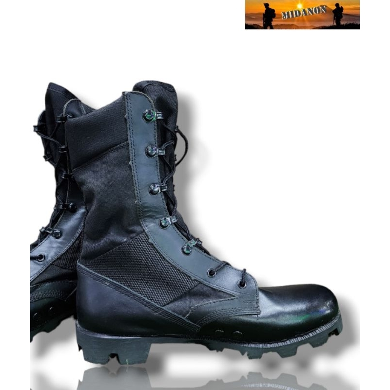 รองเท้าจังเกิ้ลโรเสริท์ Jungle Boot Rosearch