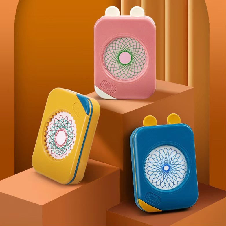 ส่งไว! Spirograph ไม้บรรทัดฟันเฟือง Stencil Art Design ของเล่นพกพา เหมาะสำหรับเด็ก 4ขวบ+ มาพร้อมกล่องเก็บ พกพาง่าย - รูปที่ 4