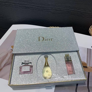 น้ําหอม Dior Jador Dior EDP สําหรับผู้หญิง แบรนด์: Christian Dior ชื่อสินค้า: Christian Dior eau de toilette ไอเท็มน้ำหอ