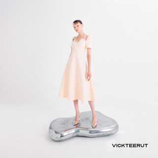 VICKTEERUT Short Sleeve Flared Dress เดรส แขนสั้น ทรงบาน