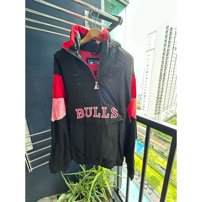 Chicago Bulls Jacket by Starter หายาก ผ้าร่ม มีซับกันหนาว ขนาด 28x28