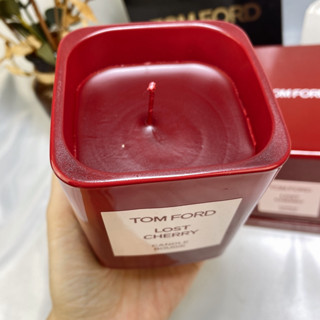 เทียนหอมอโรมา กลิ่น Tom Ford ขนาด 200 กรัม เหมาะกับของขวัญ สําหรับตกแต่งบ้าน งานปาร์ตี้ วันหยุดยี่ห้อ Tom Ford  รูปร่าง: