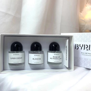 Byredo ชุดกล่องของขวัญน้ําหอม 30 มล. ลาย no mans land rose super cedar white romantic 3 ชิ้น ยี่ห้อ BYREDO ผลิตจากวัตถุ